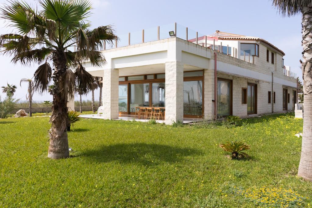 Hotel Lalena'S Garden Portopalo Di Capo Passero Exterior foto